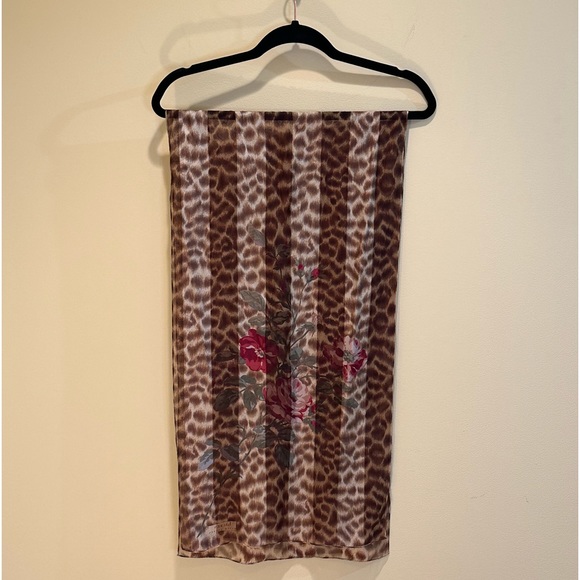 🌟HP🌟VTG Lauren Ralph Lauren Silk Chiffon & Satin Animal Print & Red Rose Scarf - Picture 5 of 6